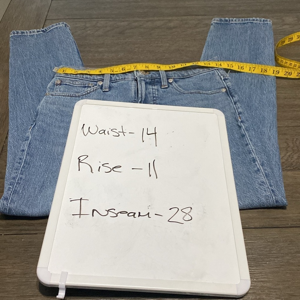 Madewell The Perfect Vintage Jean in Belbury Wash: TENCEL™ Denim Edition | 25 - Picture 7 of 10